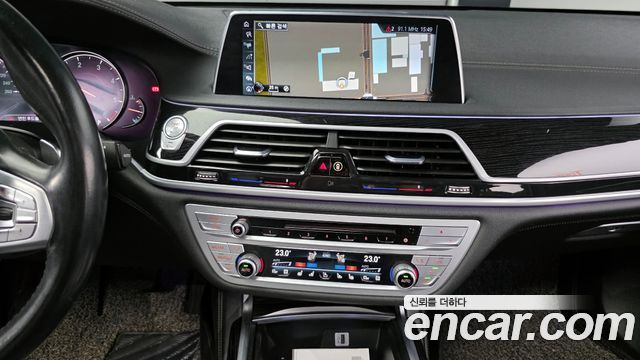 BMW 7 Series (G11) 730Ld xDrive M Sport 2017 — фото 16