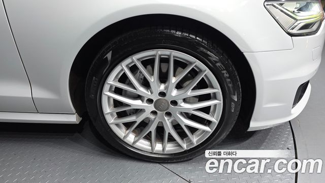 Audi A6 40 TDI Quattro Premium C7 2016 — фото 5