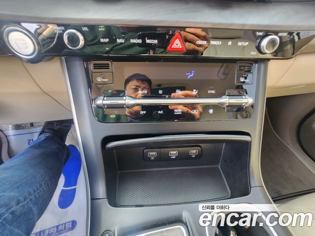 Kia Carnival (IV) Conversion(LPG) 2023 — фото 20