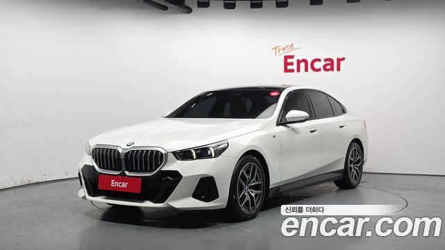 BMW 5 Series (G60) 520i M Sport