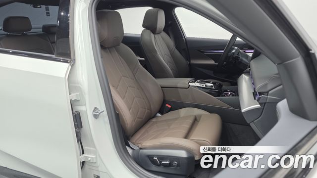 BMW 5 Series (G60) 520i M Sport 2025 — фото 10