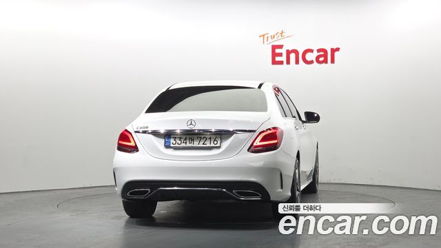 Mercedes-Benz C-Class (W205) C200 AMG Line 2021 — фото 4