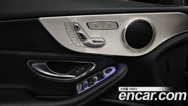 Mercedes-Benz C-Class (W205) C200 Cabriolet 2021 — фото 14