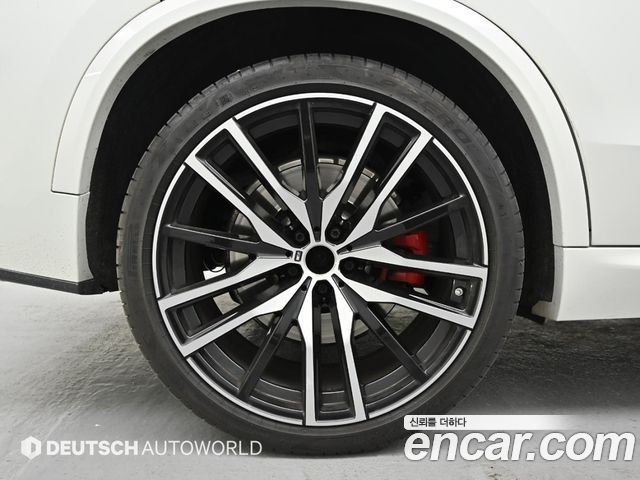 BMW X5 (G05) M50i 2023 — фото 5