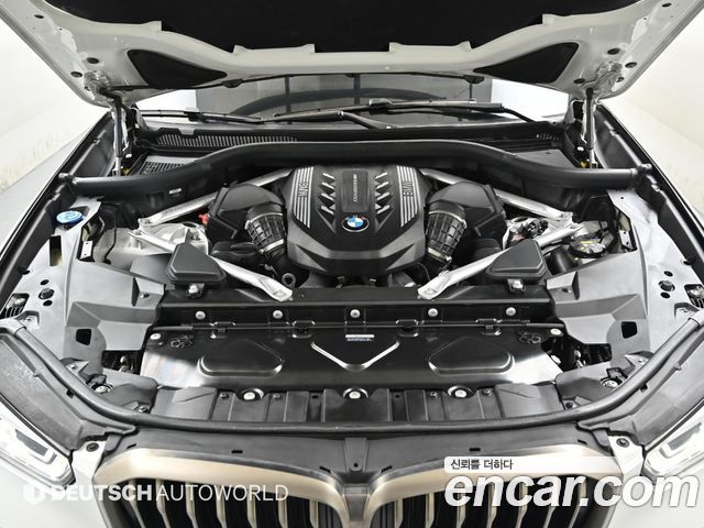 BMW X5 (G05) M50i 2023 — фото 6