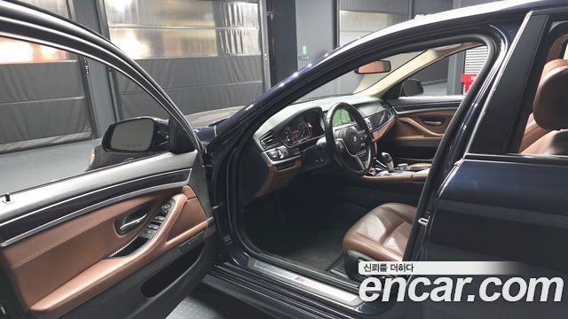 BMW 5 Series (F10) 520d M Aero Dynamic 2016 — фото 10