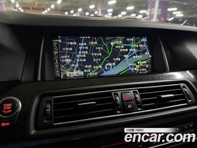 BMW 5 Series (F10) 528i 2015 — фото 16