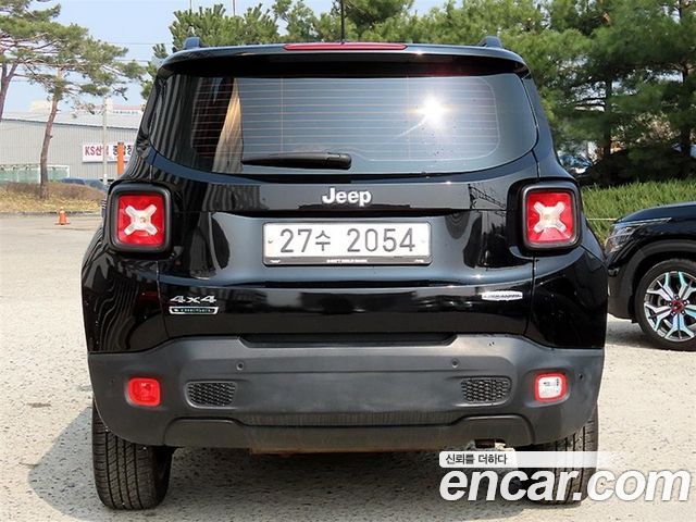 Jeep Renegade 2.0 Diesel Longitude AWD 2017 — фото 4