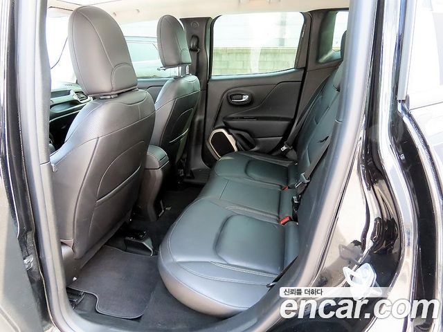 Jeep Renegade 2.0 Diesel Longitude AWD 2017 — фото 6