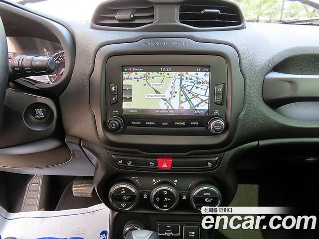 Jeep Renegade 2.0 Diesel Longitude AWD 2017 — фото 17