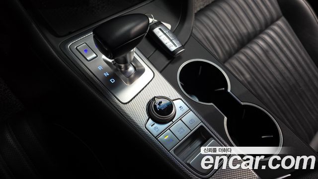 Genesis G70 Gasoline 2.0T 4WD 2021 — фото 9