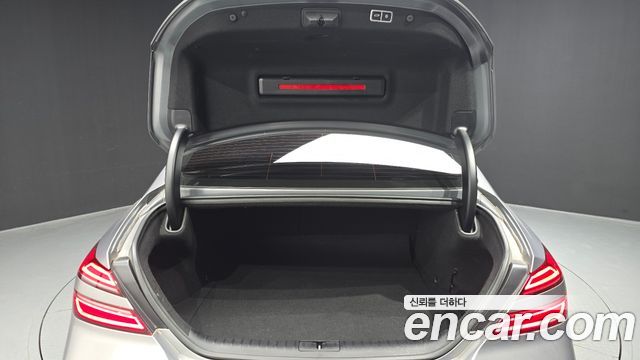 Genesis G70 Gasoline 2.0T 4WD 2021 — фото 20