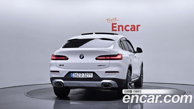 BMW X4 (G02) xDrive20i xLine 2025 — фото 4