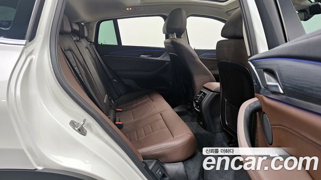 BMW X4 (G02) xDrive20i xLine 2025 — фото 12