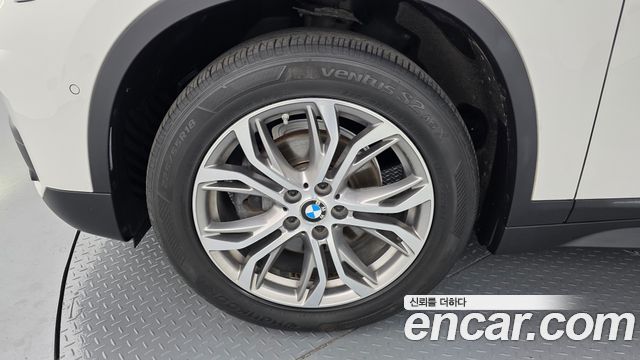 BMW X1 (F48) xDrive 18d Premium 2018 — фото 5