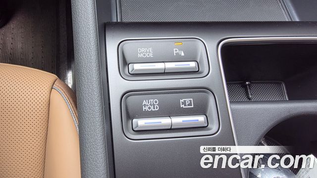 Hyundai Sonata The Edge (DN8) 2.0 LPG(Disabled) Exclusive 2025 — фото 17