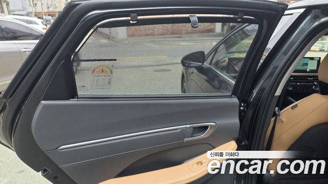 Hyundai Sonata The Edge (DN8) 2.0 LPG(Disabled) Exclusive 2025 — фото 18