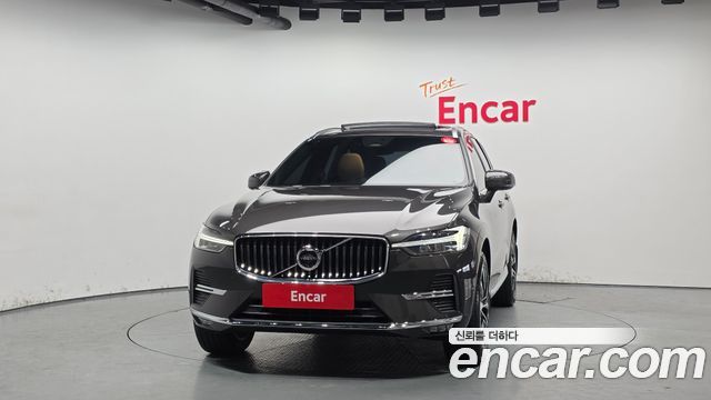 Volvo XC60 (II) B6 Ultimate Bright 2024 — фото 3