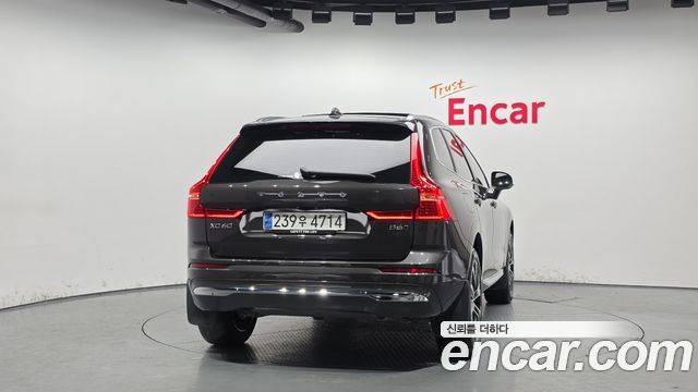 Volvo XC60 (II) B6 Ultimate Bright 2024 — фото 4