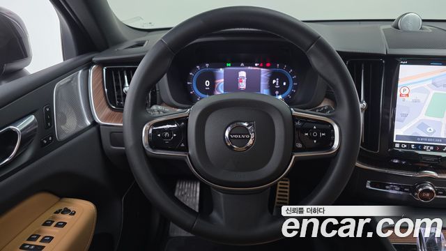 Volvo XC60 (II) B6 Ultimate Bright 2024 — фото 13