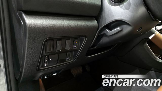 Renault Korea QM6 2.0 GDe RE Signature 2WD 2022 — фото 16