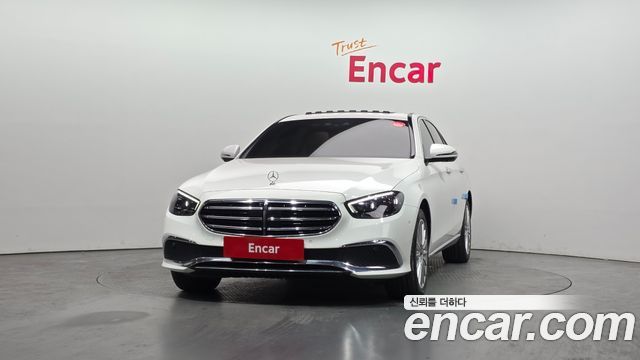 Mercedes-Benz E-Class (W213) E220d 4MATIC Exclusive 2022 — фото 3