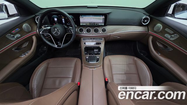 Mercedes-Benz E-Class (W213) E220d 4MATIC Exclusive 2022 — фото 7
