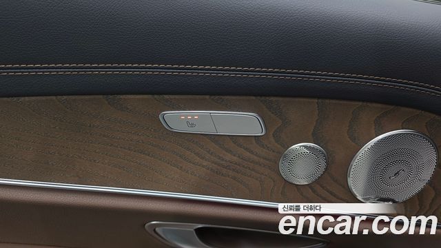 Mercedes-Benz E-Class (W213) E220d 4MATIC Exclusive 2022 — фото 18