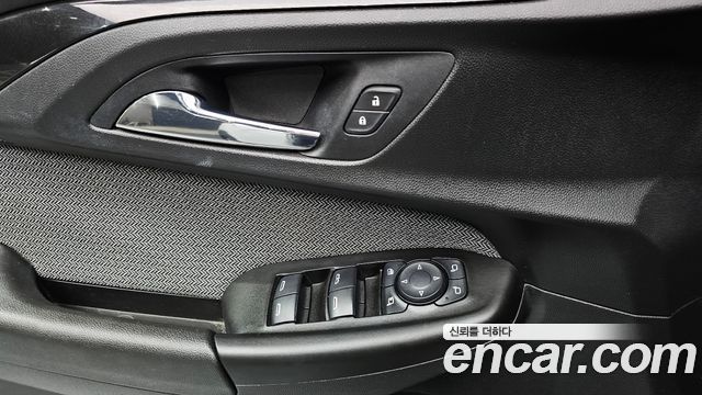 Chevrolet Trailblazer 1.2 Turbo 2WD LT 2021 — фото 17