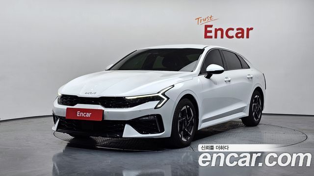 Kia K5 (III) 2.0 Prestige 2024 — фото 1