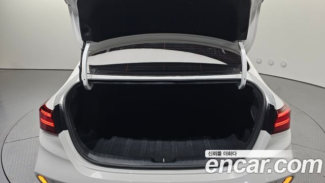 Kia K3 (II) 1.6 Prestige 2022 — фото 20