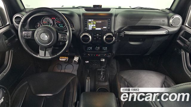 Jeep Wrangler (JK) 3.6 Sahara 4Door 2017 — фото 7