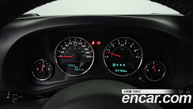 Jeep Wrangler (JK) 3.6 Sahara 4Door 2017 — фото 8