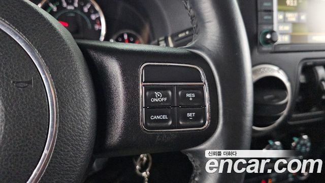 Jeep Wrangler (JK) 3.6 Sahara 4Door 2017 — фото 18