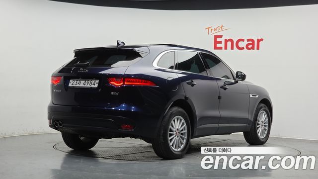 Jaguar F-PACE 20d Prestige 2018 — фото 2