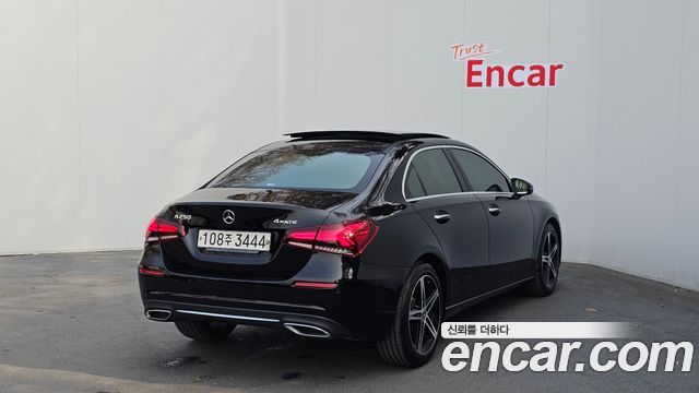 Mercedes-Benz A-Class (W177) A250 4MATIC Sedan 2020 — фото 2