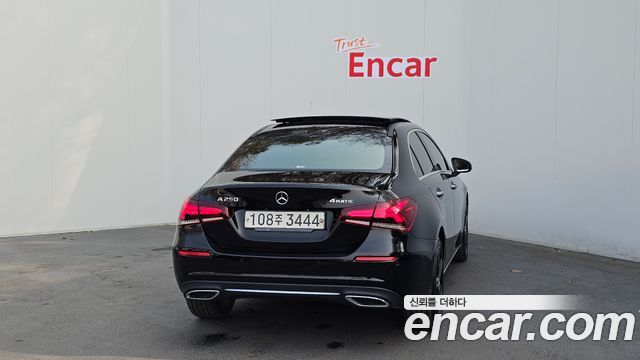 Mercedes-Benz A-Class (W177) A250 4MATIC Sedan 2020 — фото 4