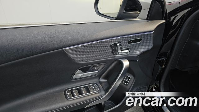 Mercedes-Benz A-Class (W177) A250 4MATIC Sedan 2020 — фото 13