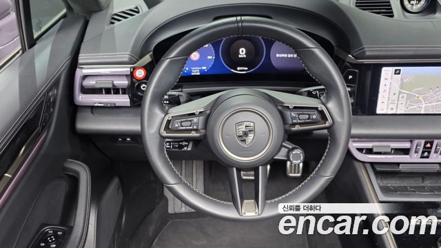 Porsche Macan EV Turbo 2025 — фото 13