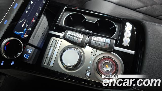 Genesis G80 (RG3) Gasoline 2.5 Turbo AWD 2023 — фото 9