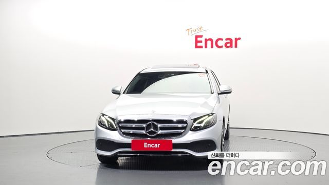 Mercedes-Benz E-Class (W213) E300 Avantgarde 2019 — фото 3