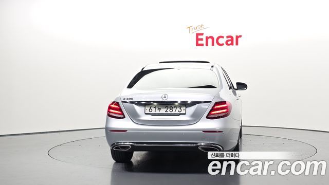 Mercedes-Benz E-Class (W213) E300 Avantgarde 2019 — фото 4
