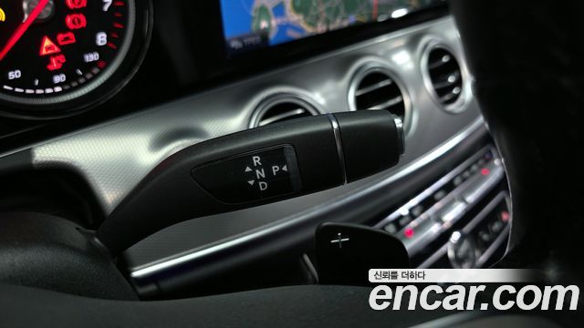 Mercedes-Benz E-Class (W213) E300 Avantgarde 2019 — фото 9