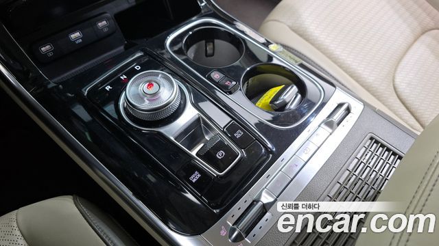 Kia Carnival (IV) Diesel 9-Seater Hi-Limousine Signature 2022 — фото 9