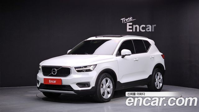 Volvo XC40 T4 Momentum