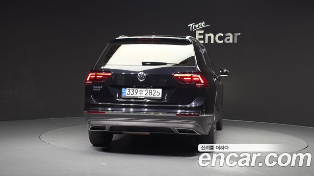 Volkswagen Tiguan Allspace 2.0 TDI Prestige 2020 — фото 4