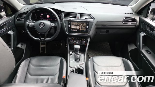 Volkswagen Tiguan Allspace 2.0 TDI Prestige 2020 — фото 7