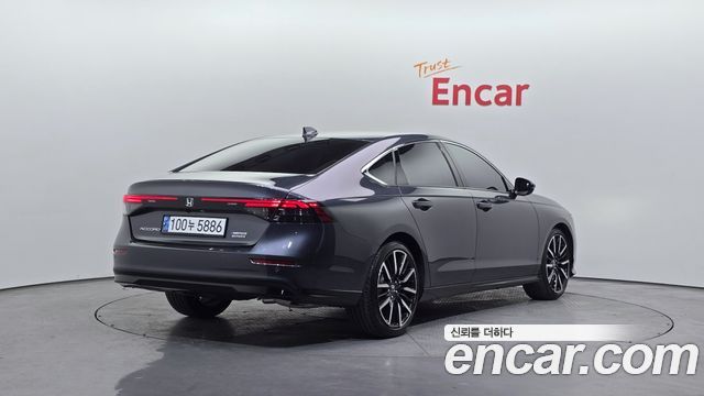 Honda Accord (XI) 2.0 Hybrid Touring 2024 — фото 2