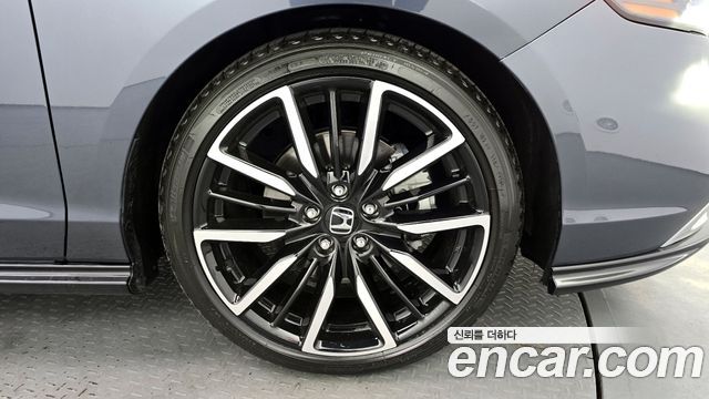 Honda Accord (XI) 2.0 Hybrid Touring 2024 — фото 5