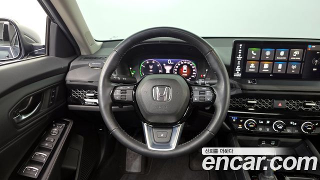 Honda Accord (XI) 2.0 Hybrid Touring 2024 — фото 13